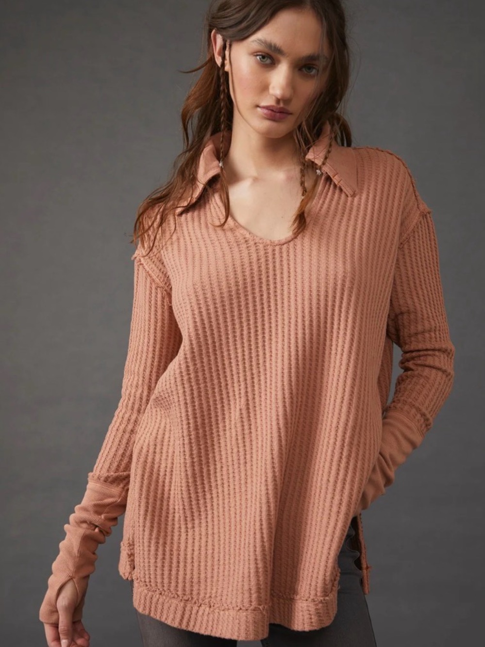 Waffle-Knit Long Sleeve V-Neck Top in Dusty Rose